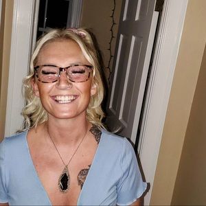 Meet your Posher, Cori